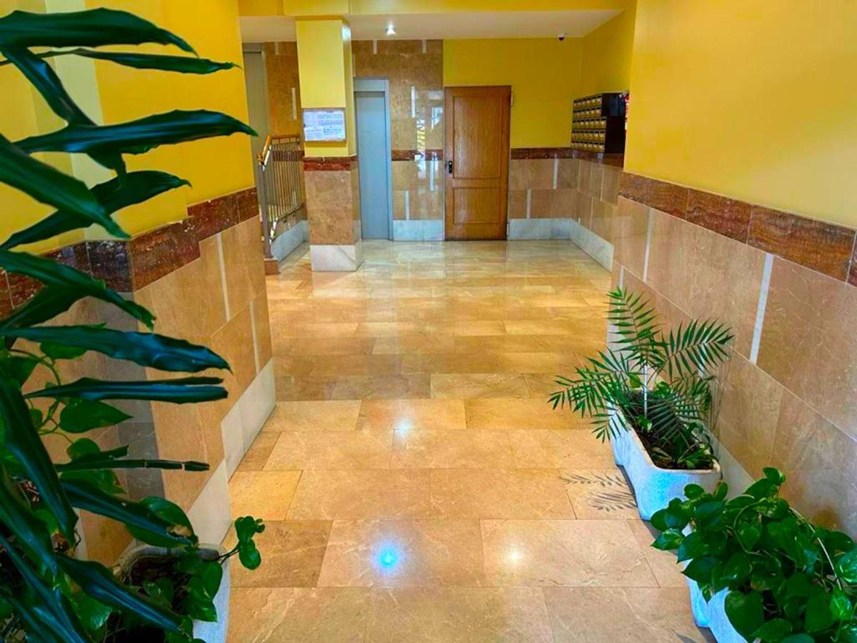 Holibai, Amiguinos, Amplia Vivienda Con Parking Al Lado De La Playa Apartman Baiona Kültér fotó