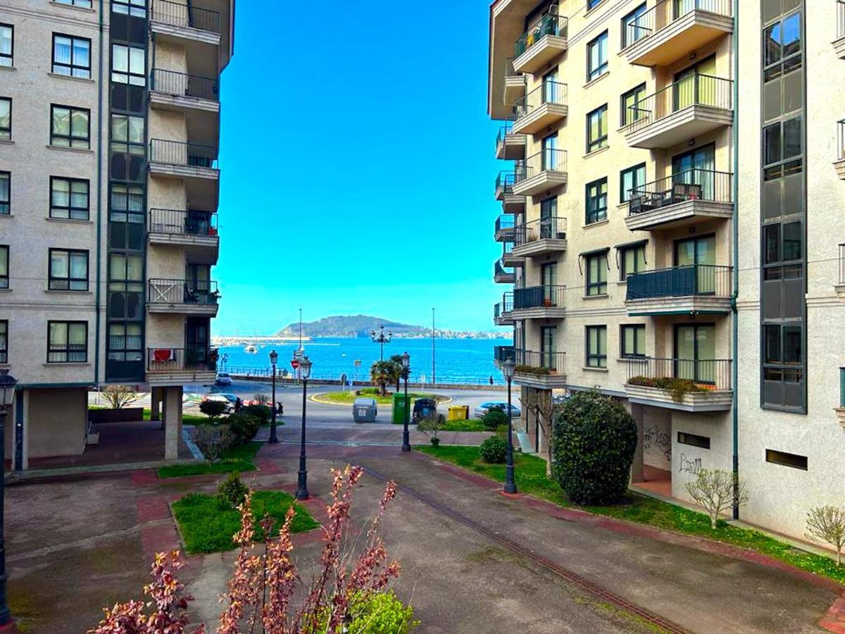 Holibai, Amiguinos, Amplia Vivienda Con Parking Al Lado De La Playa Apartman Baiona Kültér fotó